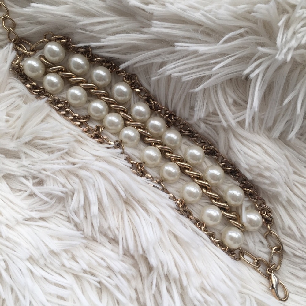 Pearl and gold chain bracelet😍😍
